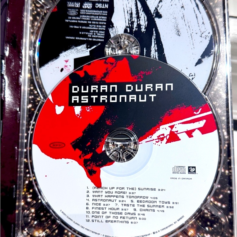 🎶✨ Duran Duran – Live from the Astronaut Tour (2004) | 2-Disc DVD + CD Set ✨🎶 - Picture 4 of 16